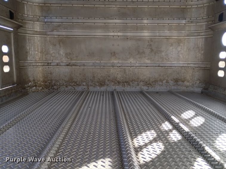 image for item LN9916 2023 Wilson  PSDCL-402 livestock trailer