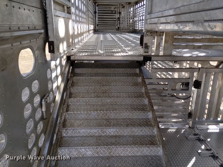 image for item LN9916 2023 Wilson  PSDCL-402 livestock trailer