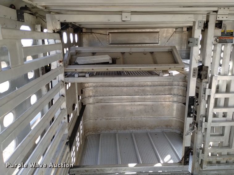 image for item LN9916 2023 Wilson  PSDCL-402 livestock trailer