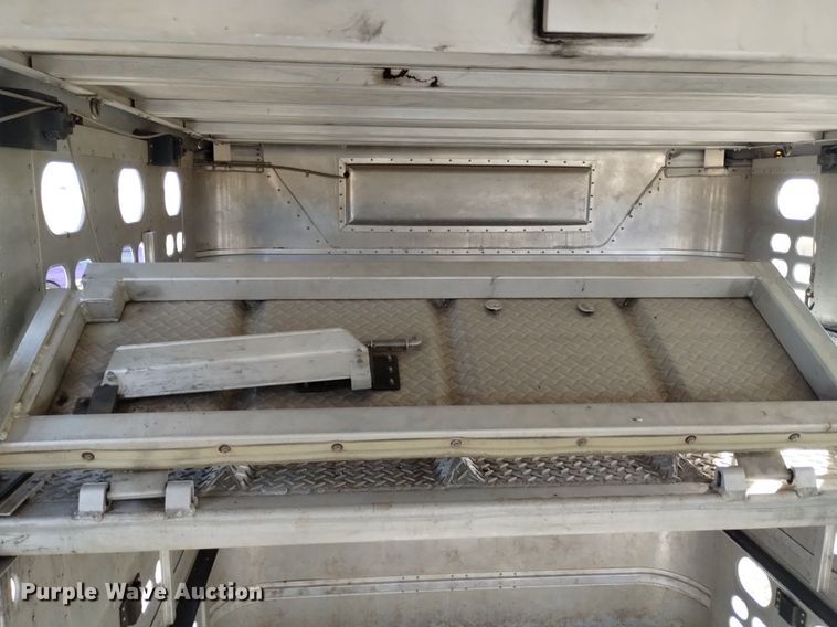 image for item LN9916 2023 Wilson  PSDCL-402 livestock trailer