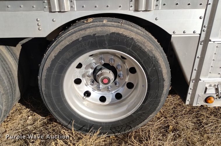 image for item LN9916 2023 Wilson  PSDCL-402 livestock trailer