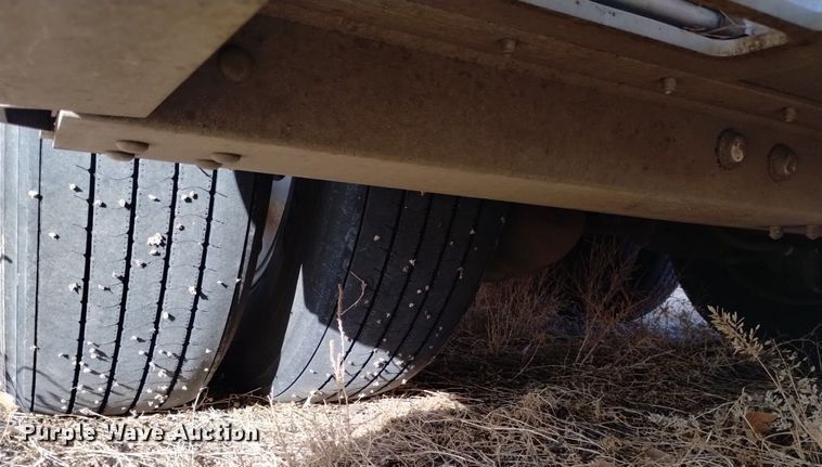 image for item LN9916 2023 Wilson  PSDCL-402 livestock trailer