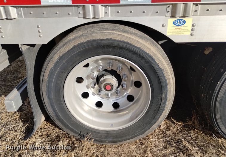 image for item LN9916 2023 Wilson  PSDCL-402 livestock trailer