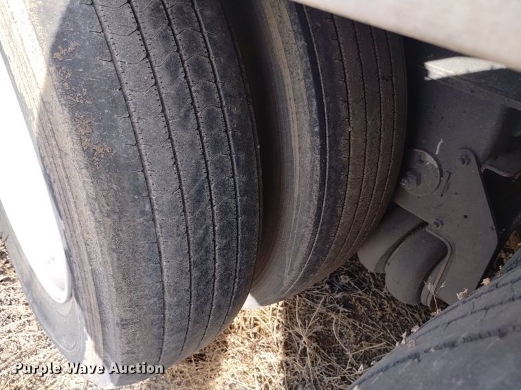 image for item LN9916 2023 Wilson  PSDCL-402 livestock trailer