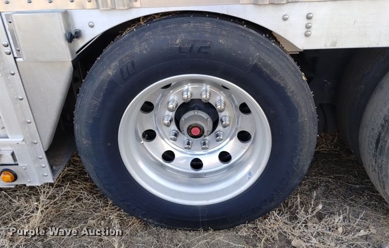 image for item LN9916 2023 Wilson  PSDCL-402 livestock trailer