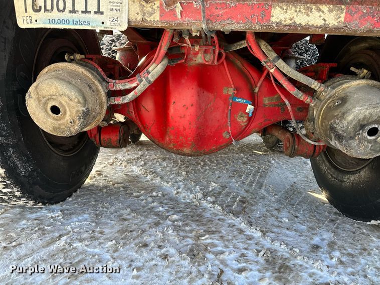 image for item LO9470 2016 Kenworth  T880 dump truck