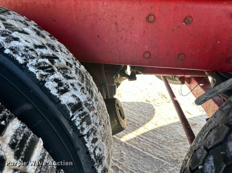 image for item LO9470 2016 Kenworth  T880 dump truck