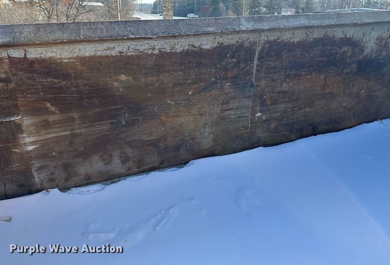 image for item LO9470 2016 Kenworth  T880 dump truck