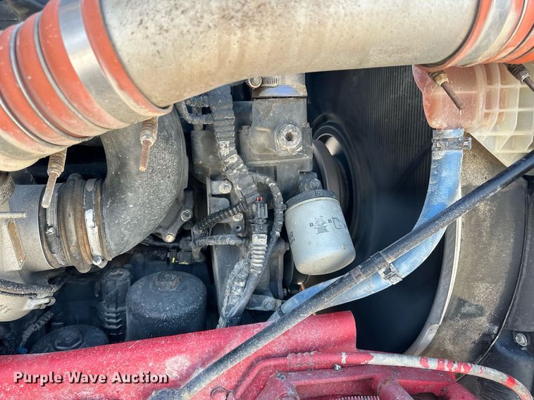 image for item LO9470 2016 Kenworth  T880 dump truck