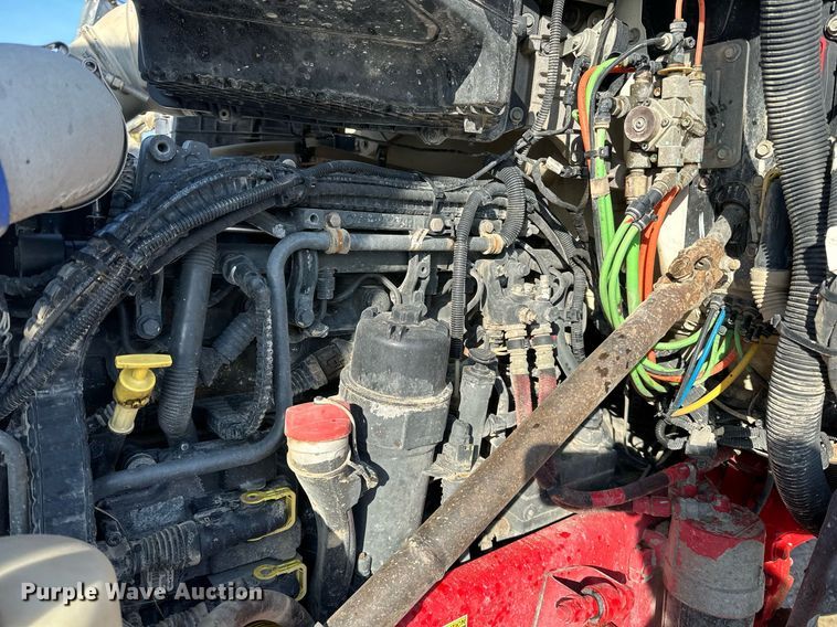 image for item LO9470 2016 Kenworth  T880 dump truck