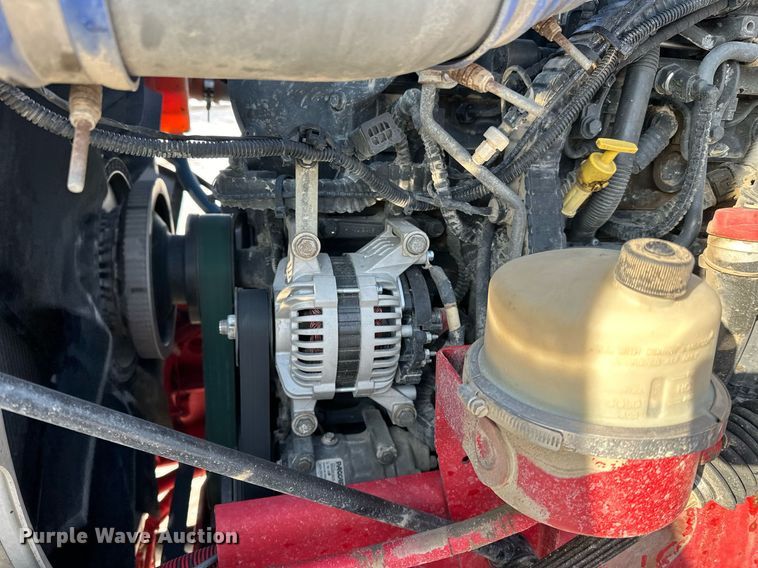 image for item LO9470 2016 Kenworth  T880 dump truck