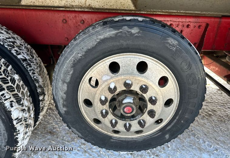 image for item LO9470 2016 Kenworth  T880 dump truck