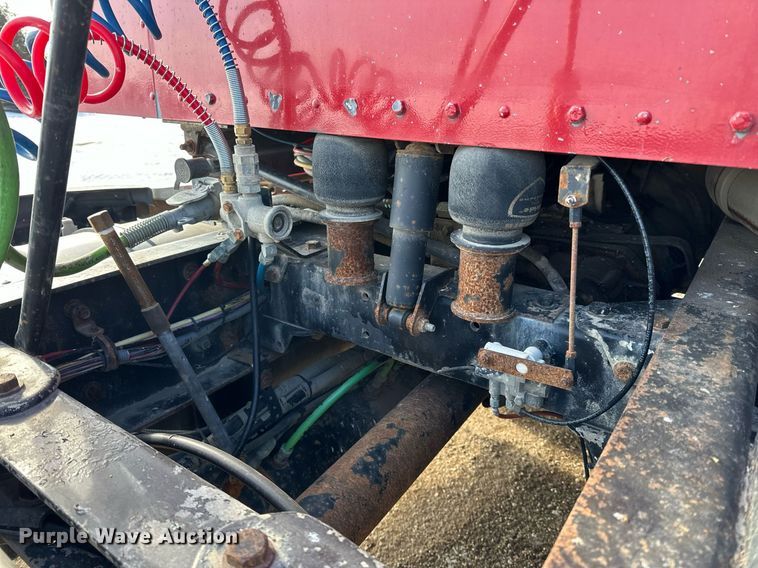 image for item LO9471 1994 Kenworth T600 semi truck