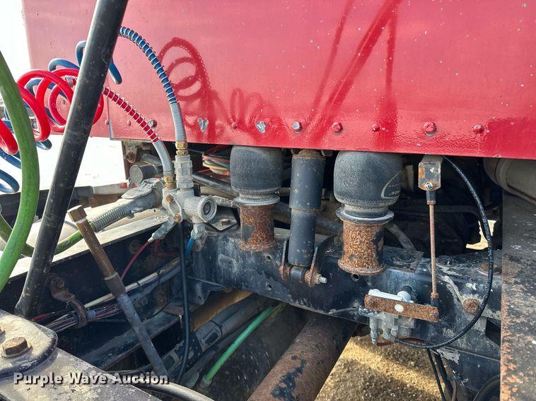 image for item LO9471 1994 Kenworth T600 semi truck