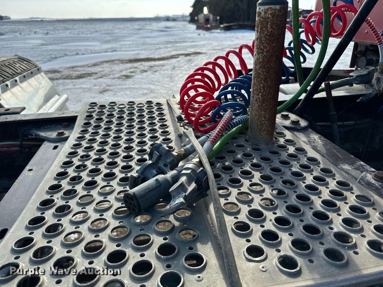 image for item LO9471 1994 Kenworth T600 semi truck