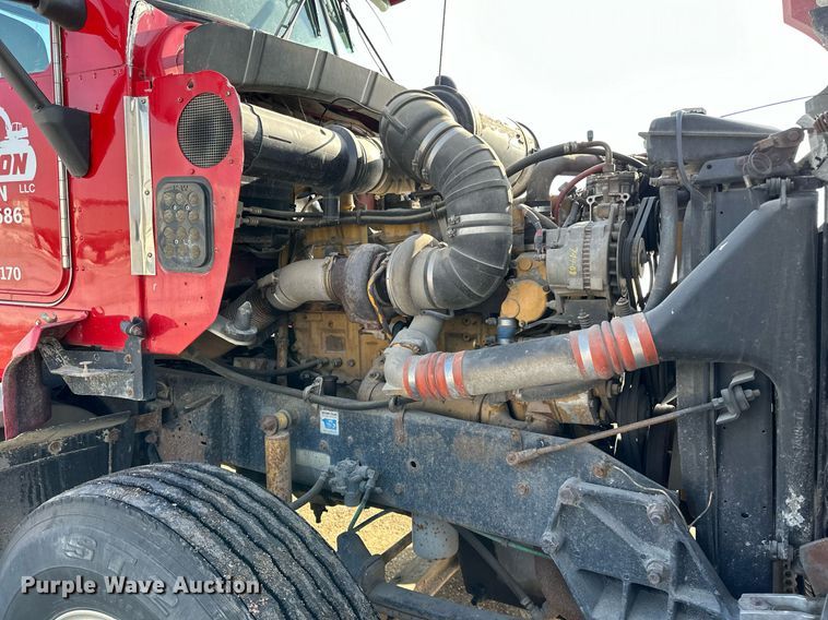 image for item LO9471 1994 Kenworth T600 semi truck