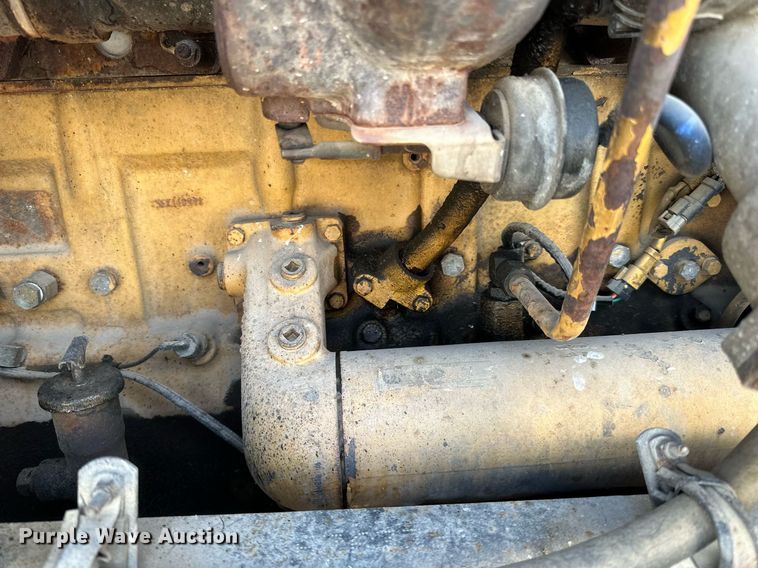 image for item LO9471 1994 Kenworth T600 semi truck