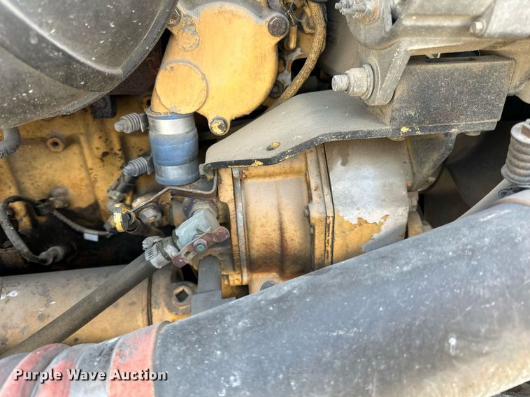 image for item LO9471 1994 Kenworth T600 semi truck