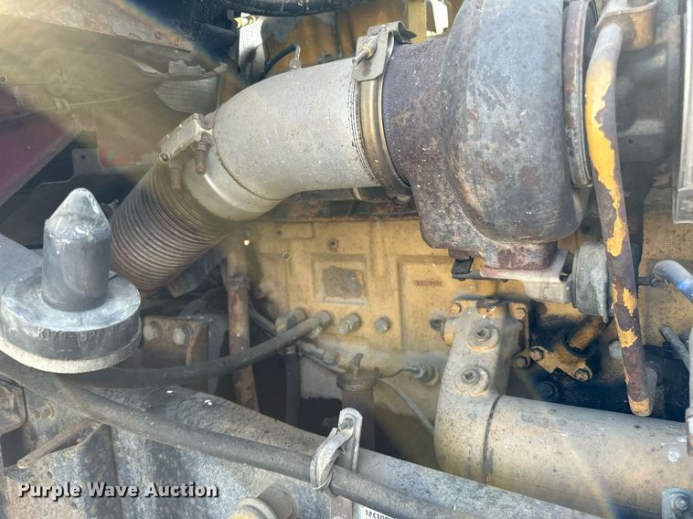 image for item LO9471 1994 Kenworth T600 semi truck