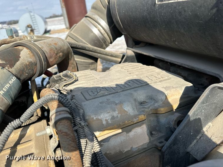 image for item LO9471 1994 Kenworth T600 semi truck