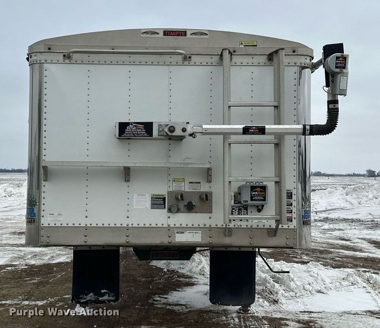 image for item LO9472 2005 Timpte grain trailer