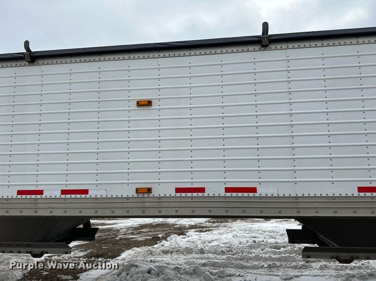 image for item LO9472 2005 Timpte grain trailer