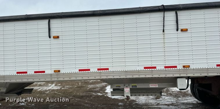 image for item LO9472 2005 Timpte grain trailer