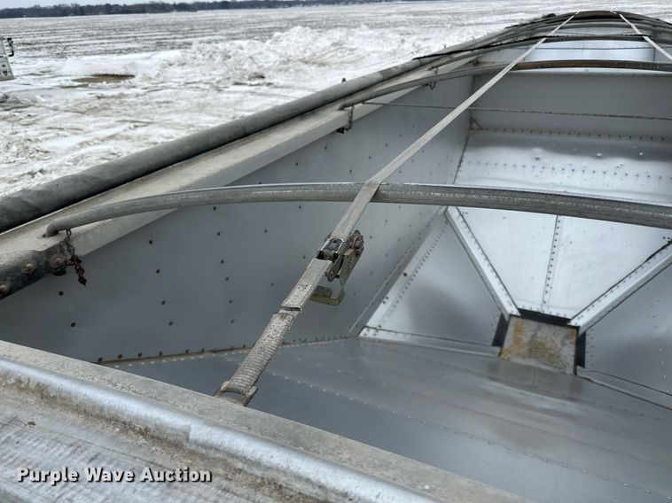 image for item LO9472 2005 Timpte grain trailer