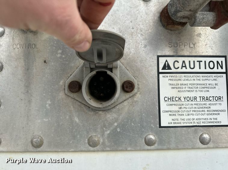 image for item LO9473 1996 Timpte H4222 grain trailer