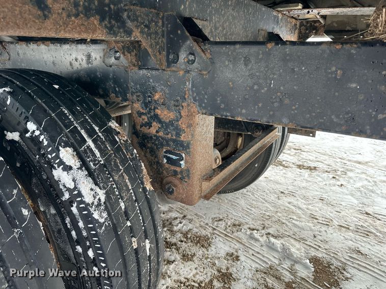 image for item LO9473 1996 Timpte H4222 grain trailer