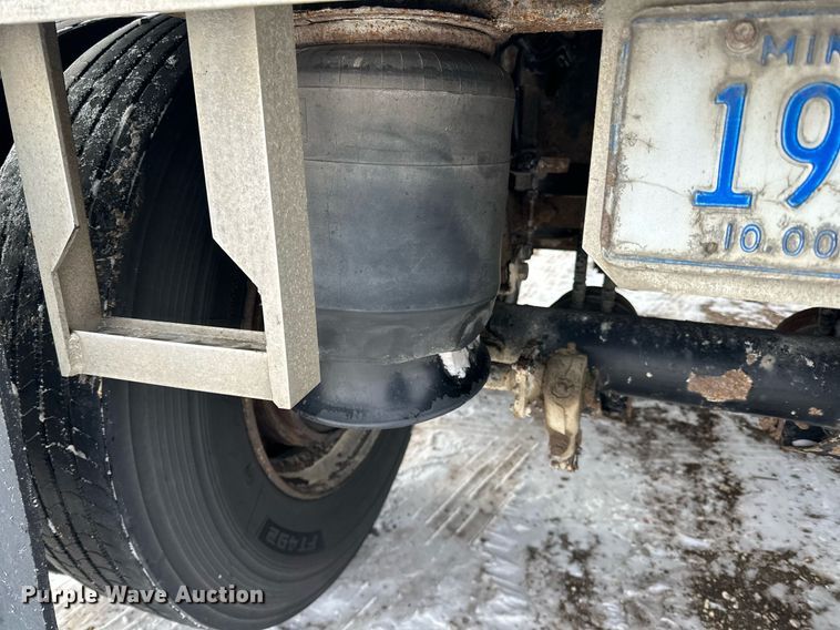 image for item LO9473 1996 Timpte H4222 grain trailer