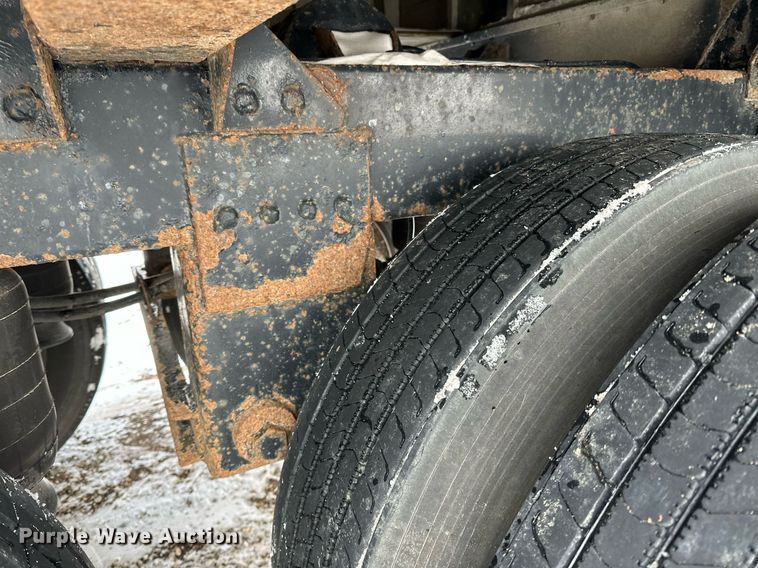 image for item LO9473 1996 Timpte H4222 grain trailer