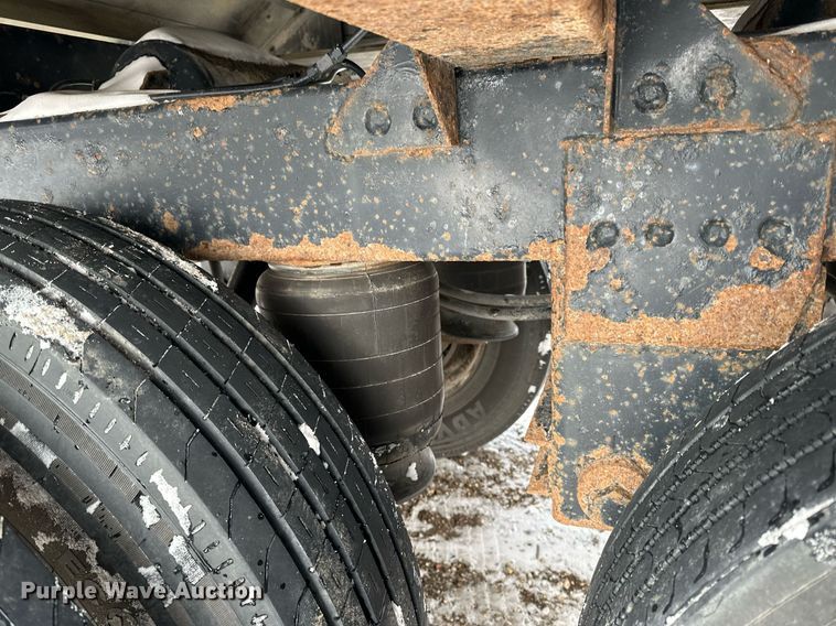 image for item LO9473 1996 Timpte H4222 grain trailer