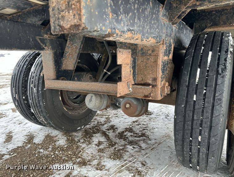 image for item LO9473 1996 Timpte H4222 grain trailer