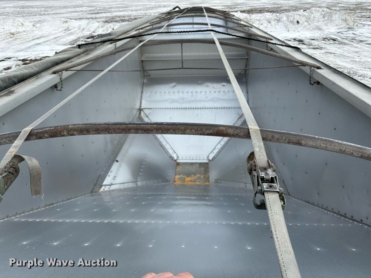 image for item LO9473 1996 Timpte H4222 grain trailer