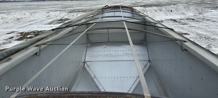 image for item LO9473 1996 Timpte H4222 grain trailer