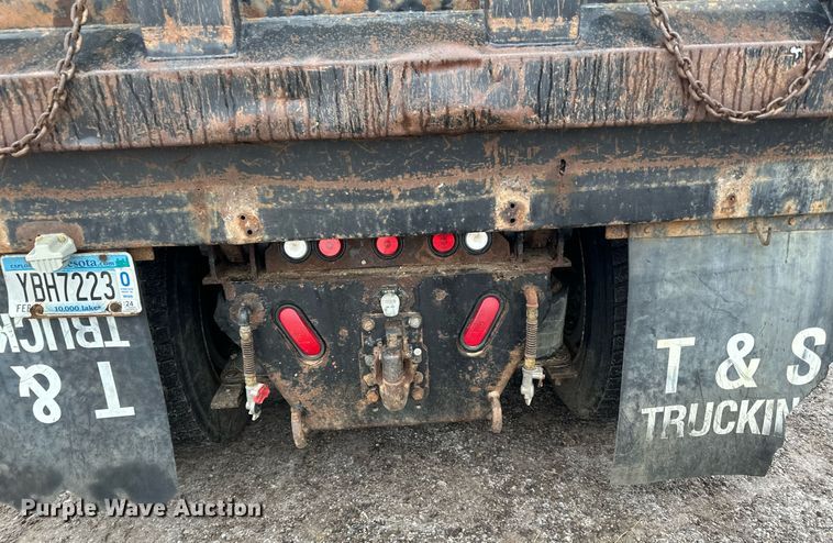 image for item LO9477 1993 Ford Aeromax L9000 dump truck