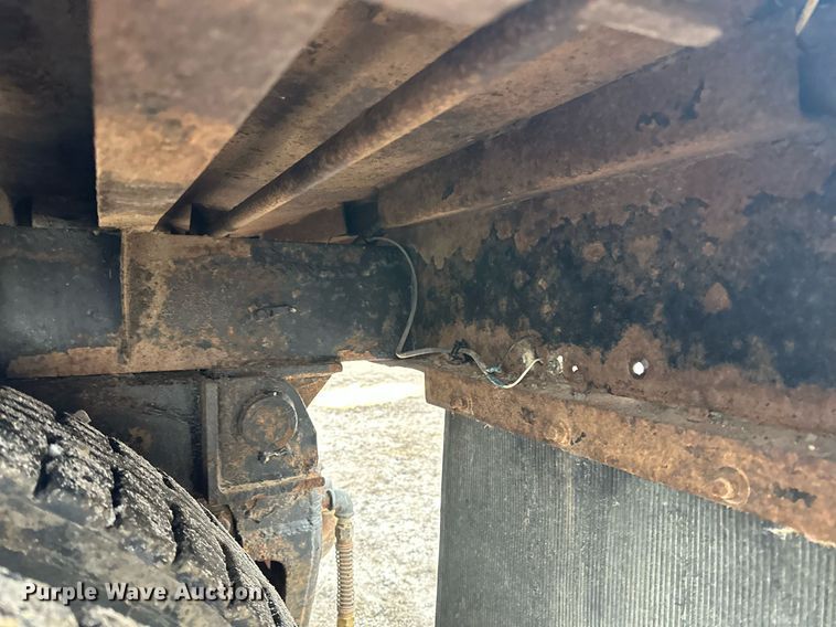 image for item LO9477 1993 Ford Aeromax L9000 dump truck