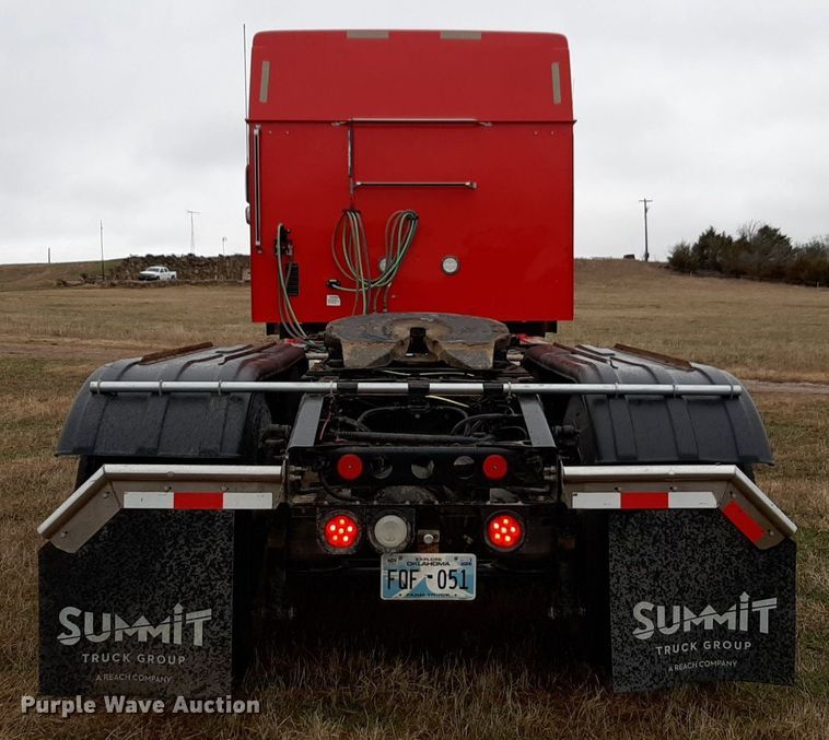 image for item LY9025 2020 International HX620 semi truck