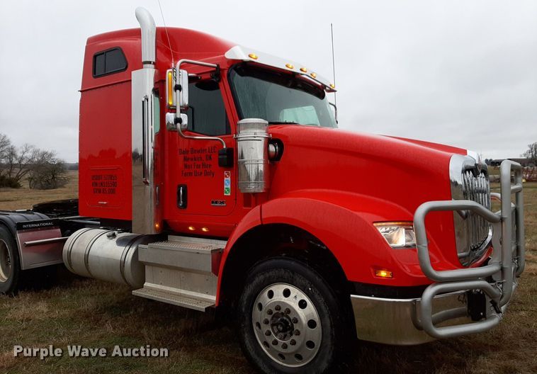 image for item LY9025 2020 International HX620 semi truck