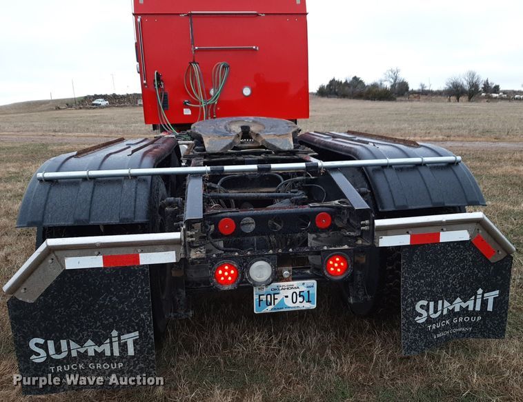 image for item LY9025 2020 International HX620 semi truck