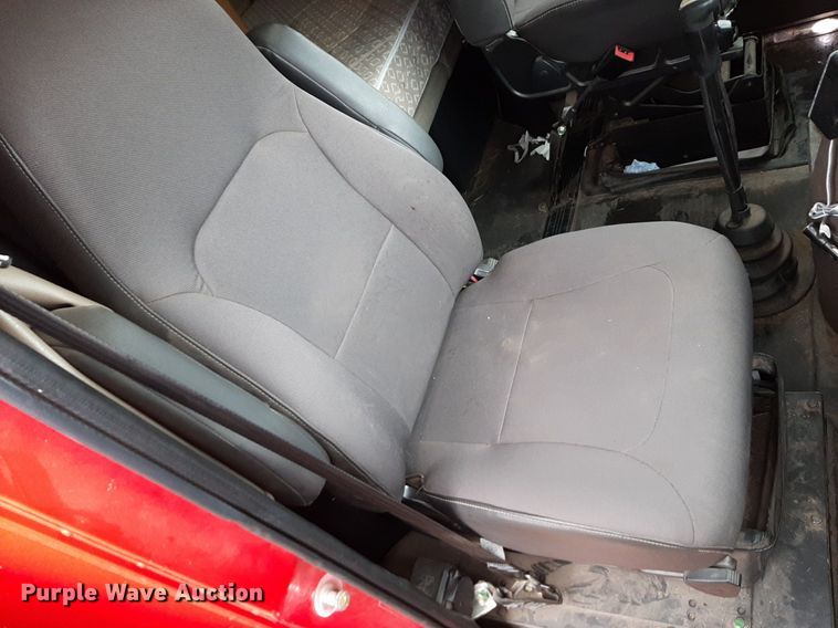 image for item LY9025 2020 International HX620 semi truck