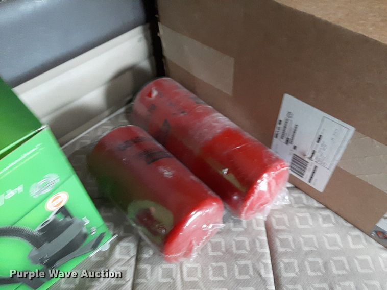 image for item LY9025 2020 International HX620 semi truck