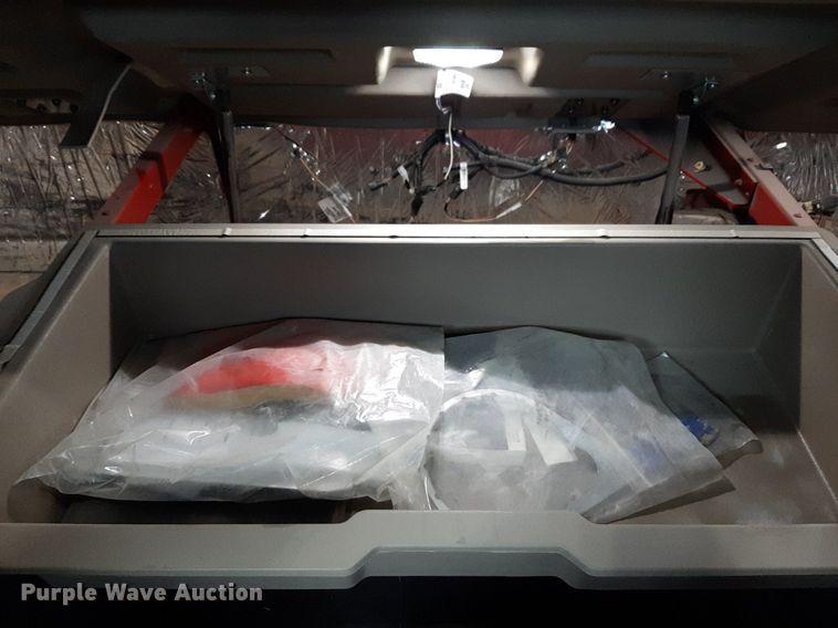 image for item LY9025 2020 International HX620 semi truck