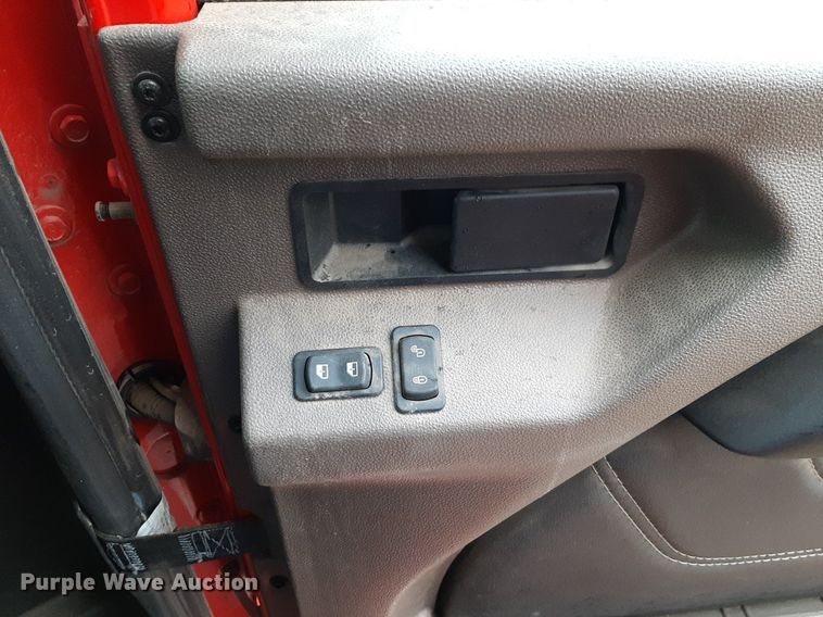 image for item LY9025 2020 International HX620 semi truck