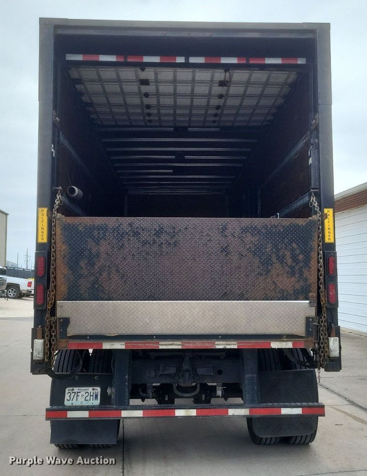 image for item MI9932 2003 Trailmobile dry van trailer