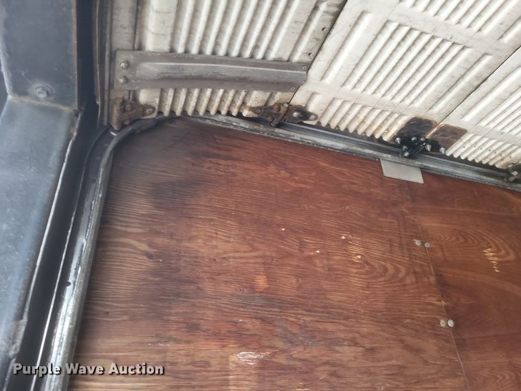 image for item MI9932 2003 Trailmobile dry van trailer