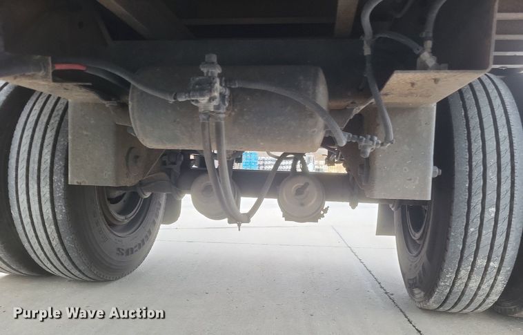 image for item MI9932 2003 Trailmobile dry van trailer