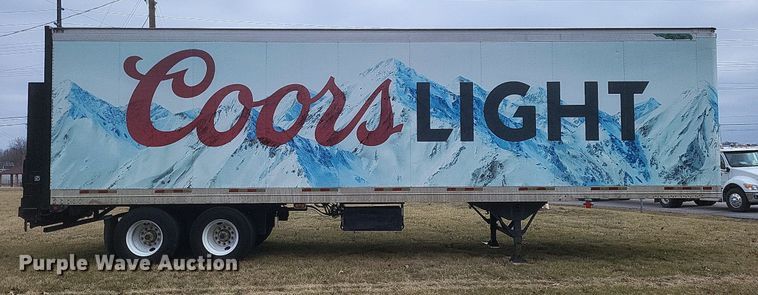 image for item MI9934 2000 Great Dane dry van trailer