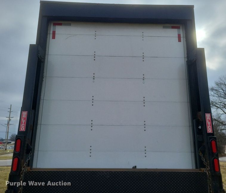 image for item MI9934 2000 Great Dane dry van trailer